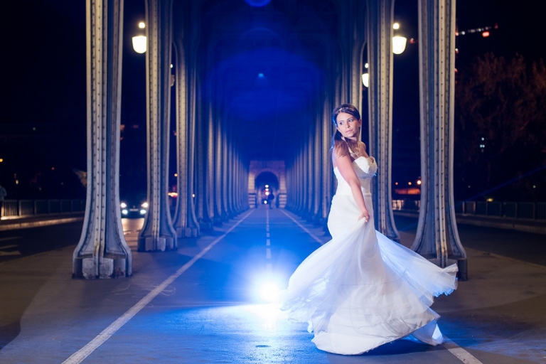 Photos De Mariage De Nuit à Paris Le Manège Aux Couleurs - 